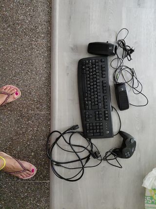 Teclado Logitech - Negro