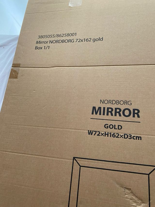 Espejo Jysk dorado 162x72 cm