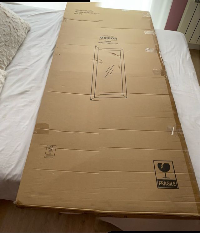 Espejo Jysk dorado 162x72 cm