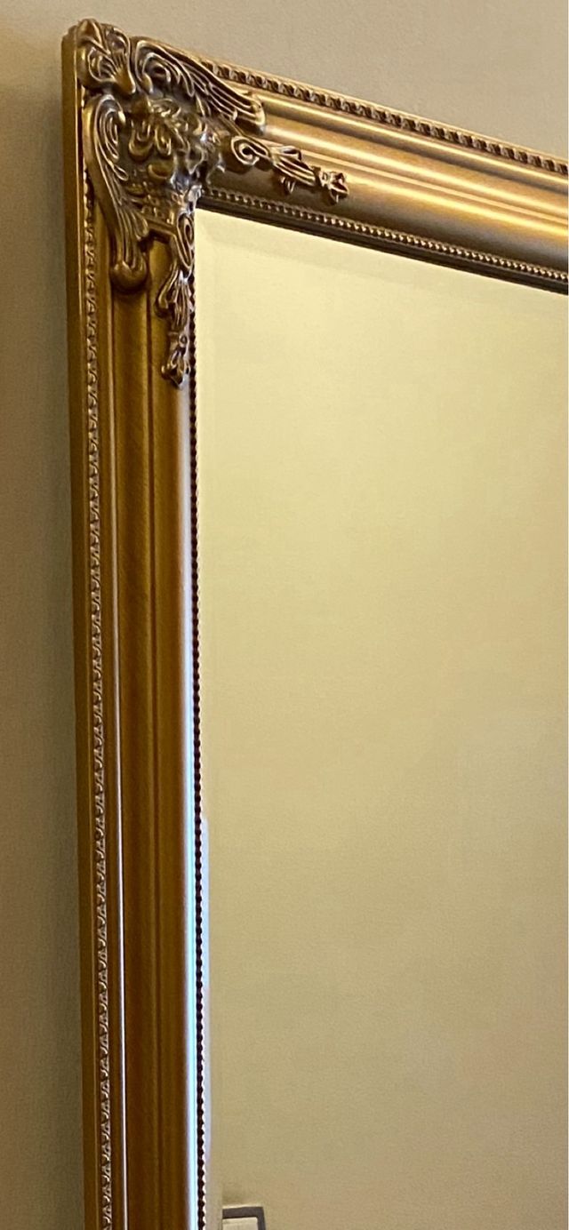 Espejo Jysk dorado 162x72 cm