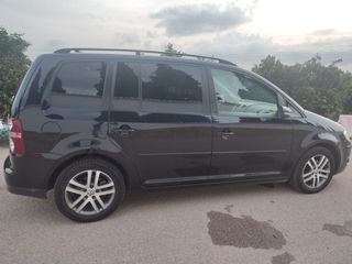 Volkswagen Touran 2010