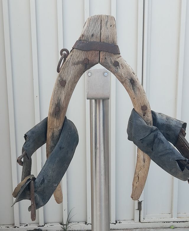 Horcate antiguo de madera