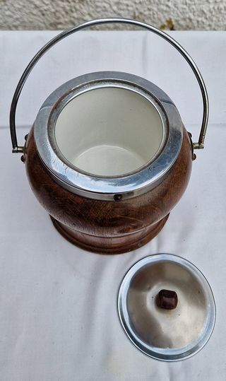 Galletero antiguo de madera.
(Precio por unidad)