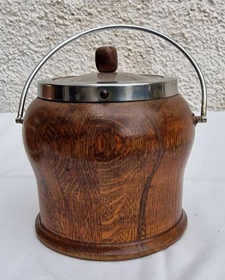 Galletero antiguo de madera.
(Precio por unidad)