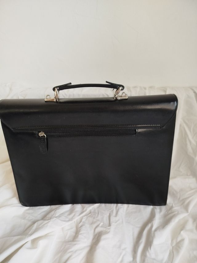 Maletín Abbacino piel negra NUEVO