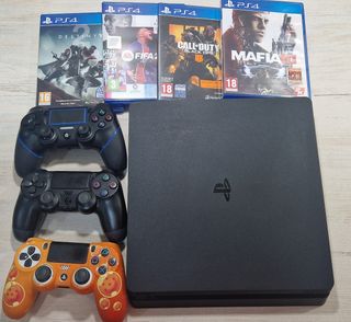 PS4 Slim 500GB + 3 mandos + 4 juegos