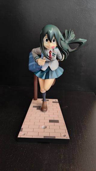 Figura Tsuyu Asui Bellfine