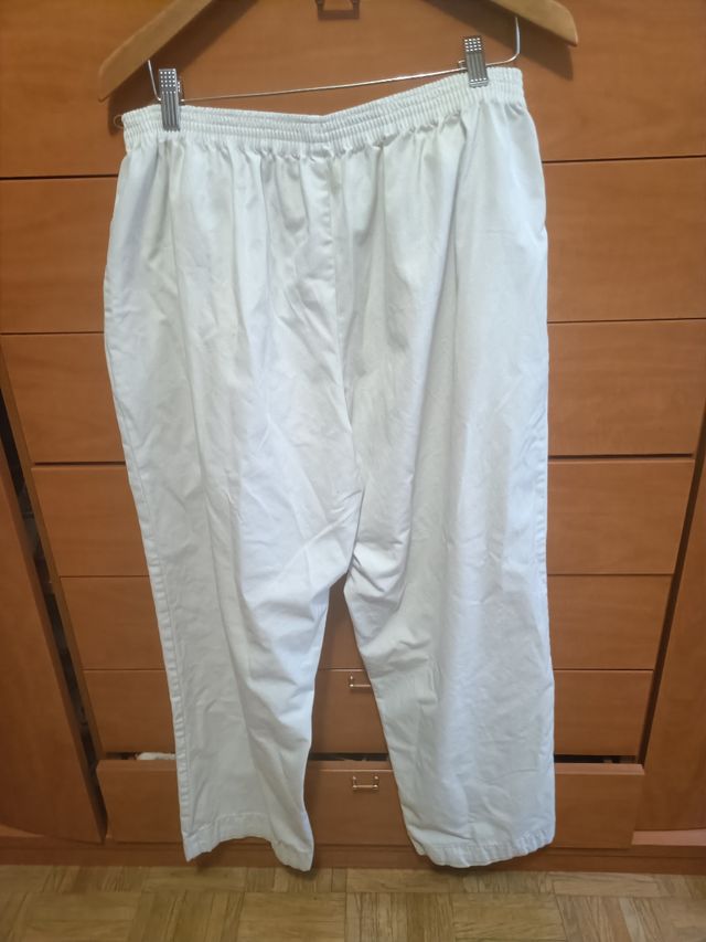 Pantalón blanco trabajo - cómodo