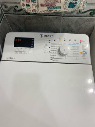 Lavadora Indesit 6kg - 1000rpm