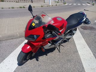 HONDA CBR 600 F4I - Moto