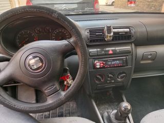 SEAT Leon 2000