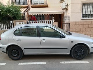 SEAT Leon 2000