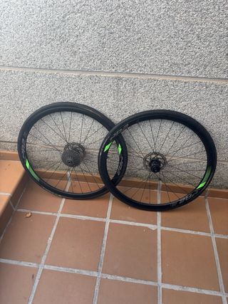 Bicicleta carretera carbono Giant” OFERTA “