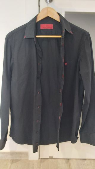 Camisa negra CH- Talla L 16 1/2