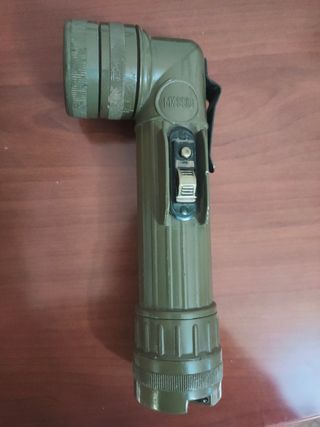Linterna militar MX90AH
