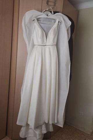 Vestido novia Demetrios 