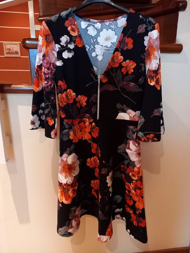 Vestito floreale nero-arancio