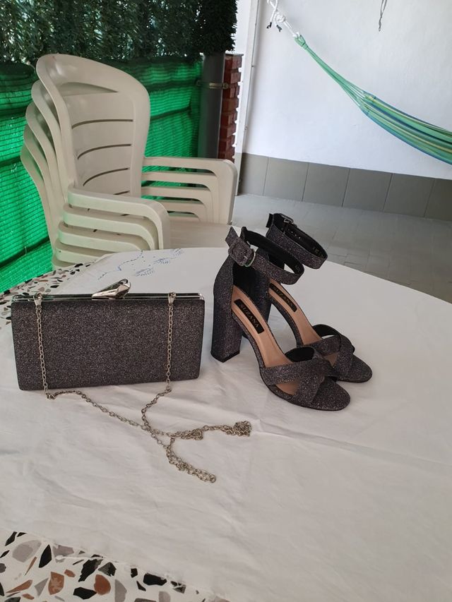 Conjunto bolso + sandalias de tacón
