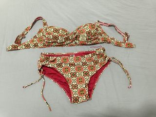 Costume da bagno bikini vintage
IT 48 / EU 42