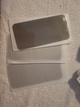 3 Protectores templados iPhone 14
