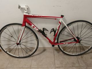 Cuadro bici Trek Alpha 2.5 con ruedas