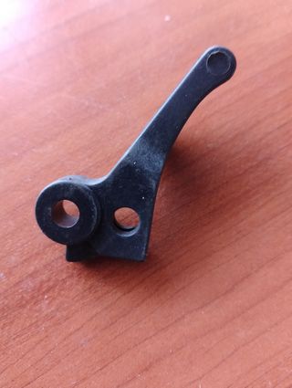 Palanca de "choke" Derbi Variant.
