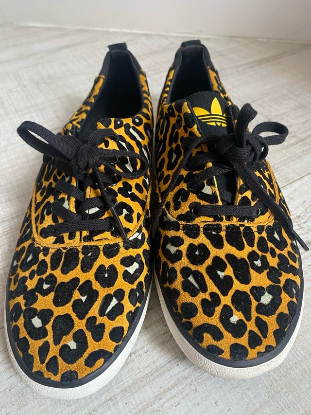 Zapatillas Adidas leopardo talla 40 2/3