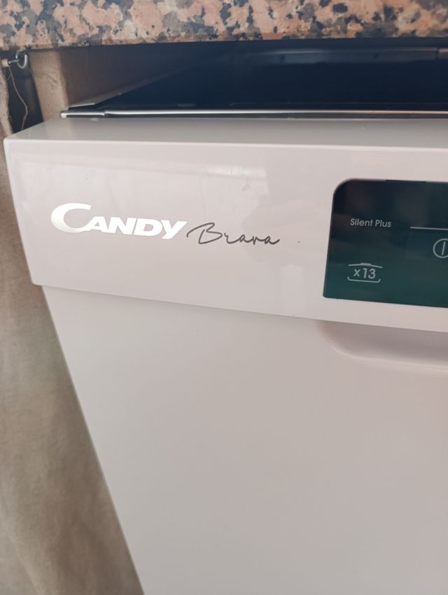 Lavavajillas Candy Brava integrado