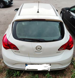 Opel Astra 2015