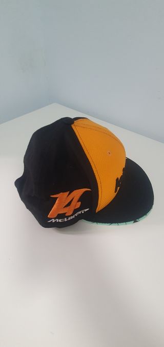 Gorra Kimoa naranja y negra