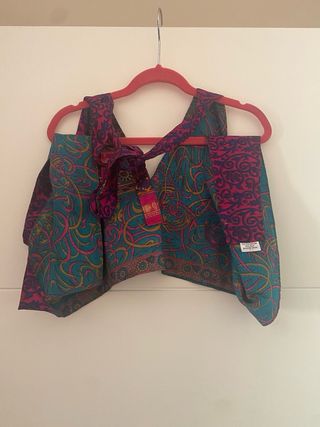 Top corto reversible estampado