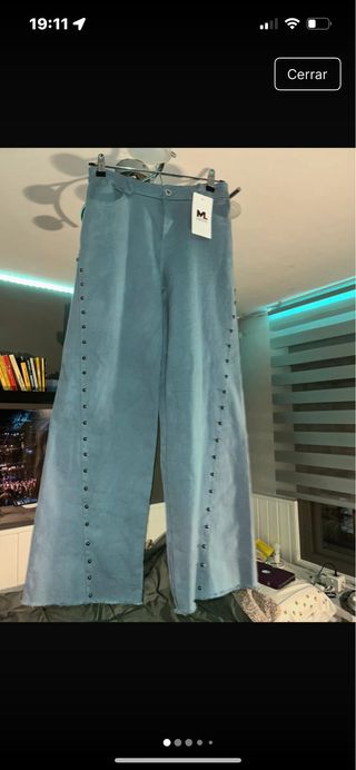 Pantalones vaqueros azules con tachuelas - M