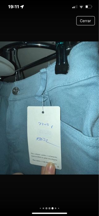 Pantalones vaqueros azules con tachuelas - M