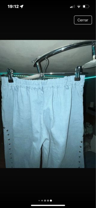 Pantalones vaqueros azules con tachuelas - M