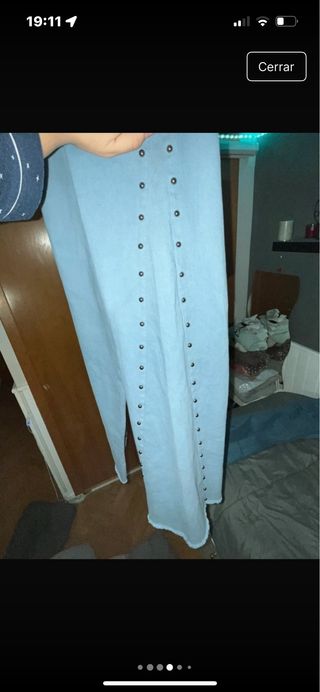 Pantalones vaqueros azules con tachuelas - M