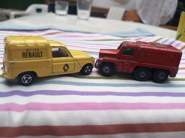 Auto e camion in miniatura Renault