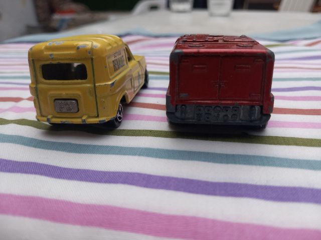 Auto e camion in miniatura Renault