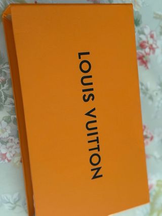 Pochette Louis Vuitton Monogram a estrenar