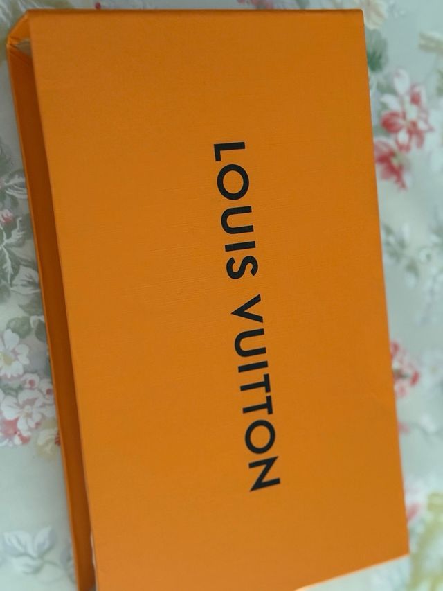 Pochette Louis Vuitton Monogram a estrenar