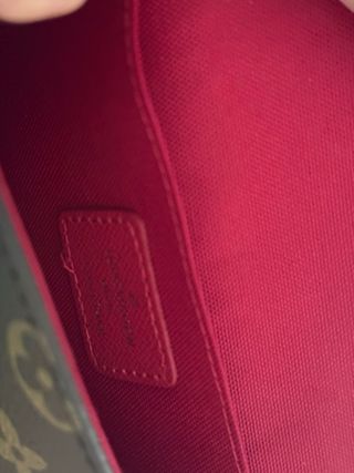 Pochette Louis Vuitton Monogram a estrenar