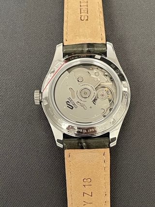 Reloj SEIKO 5 Sport Field “Champagne” SRPJ87K1