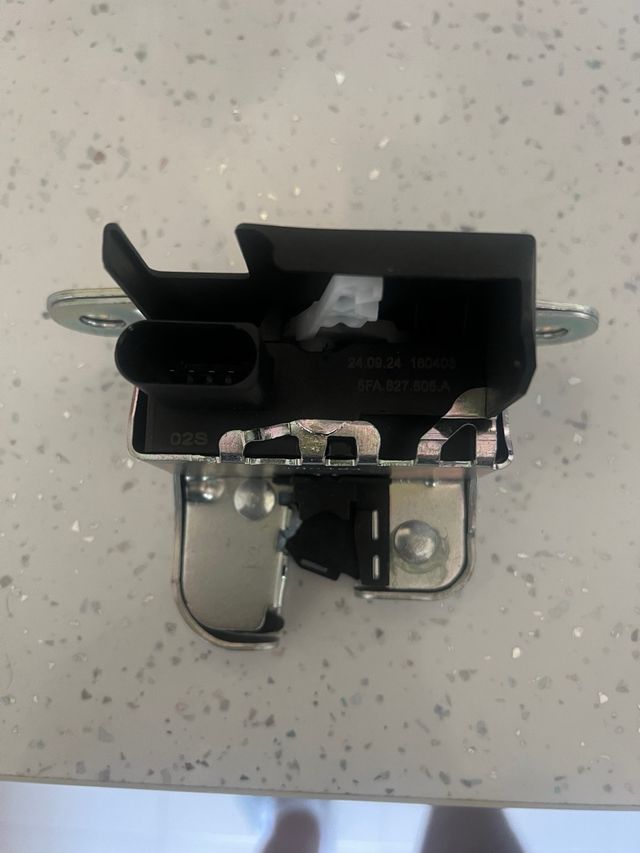 Cerradura VW 5FA827505A 4PK