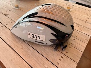 Casco contrarreloj Louis Garneau