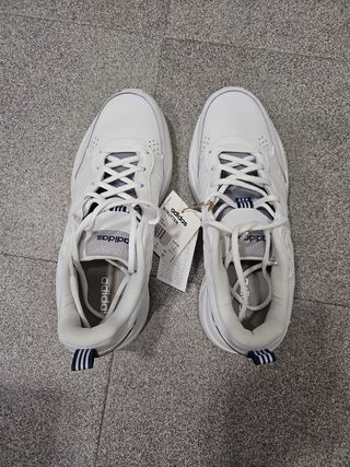 Adidas Strutter - Zapatillas Blancas