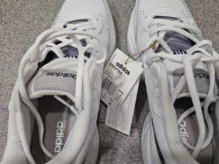 Adidas Strutter - Zapatillas Blancas