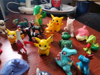 Lote #2 Figuras antiguas pvc de Pokemon  - 21uds