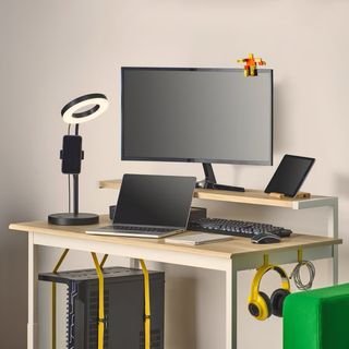 Scrivania da gioco UTVISNING con ripiano | IKEA