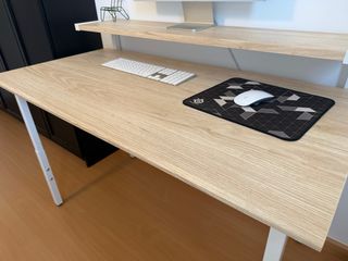 Scrivania da gioco UTVISNING con ripiano | IKEA