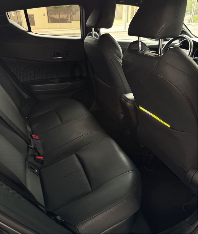 Toyota C-HR 125H eCVT ADVANCE LUXURY 2018