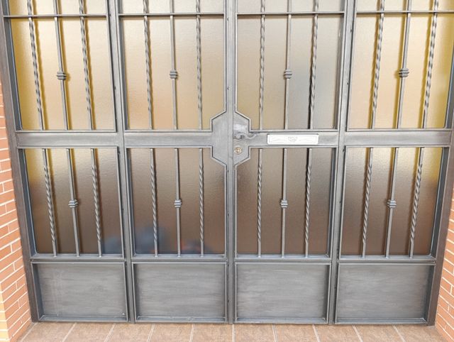 Puerta hierro forja - Reja